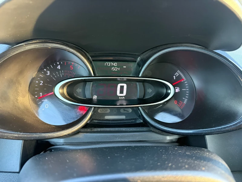Renault Clio 1.5dci с ДДС, снимка 14 - Автомобили и джипове - 52227015