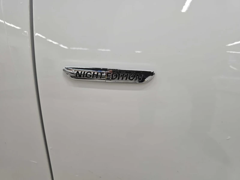 Mercedes-Benz C 300 CARFAX, снимка 11 - Автомобили и джипове - 52674142