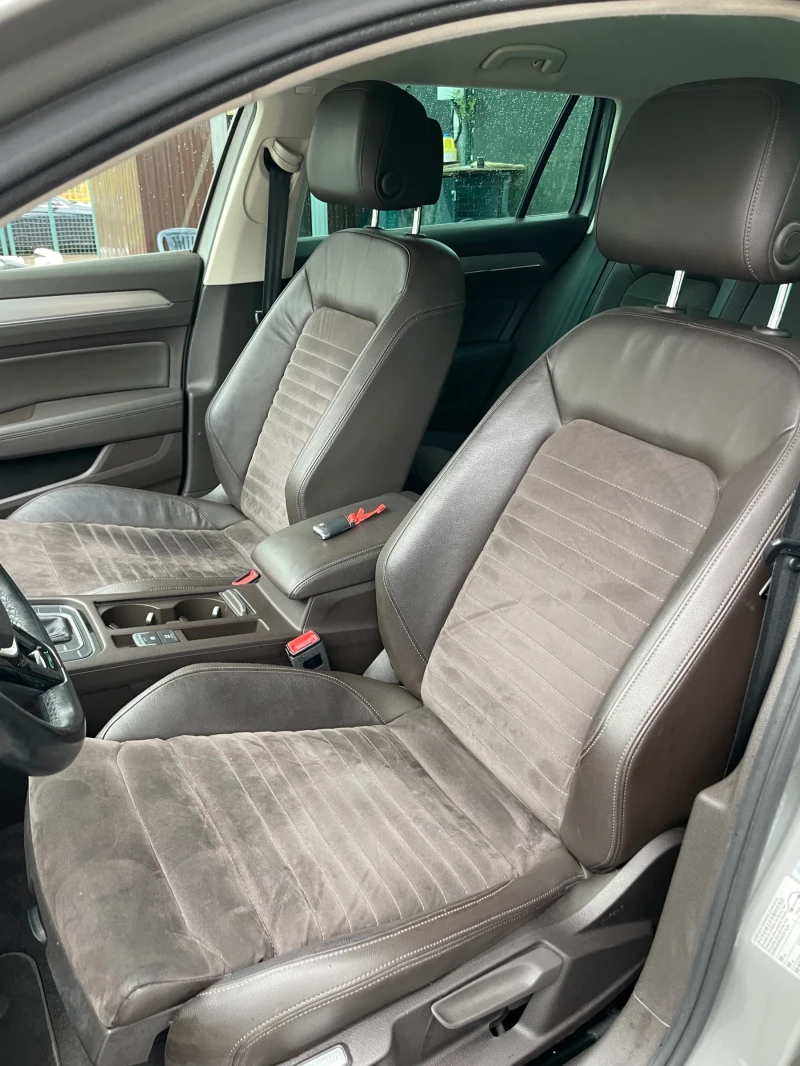 VW Passat 2.0TDI/DIGITAL COCKPIT/FULL LED/DISTRONIC/СЕРВИЗНА, снимка 9 - Автомобили и джипове - 53273850