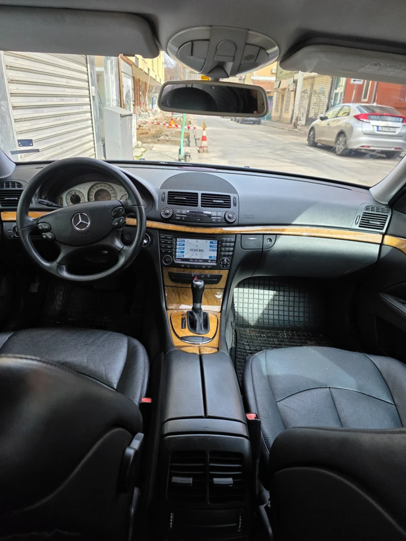 Mercedes-Benz E 320 E 320 CDI 231ks EVO, снимка 13 - Автомобили и джипове - 53477966