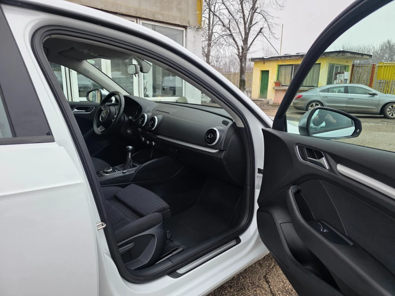 Audi A3 1.6TDI ITALY NAVI EURO6, снимка 14 - Автомобили и джипове - 53500044