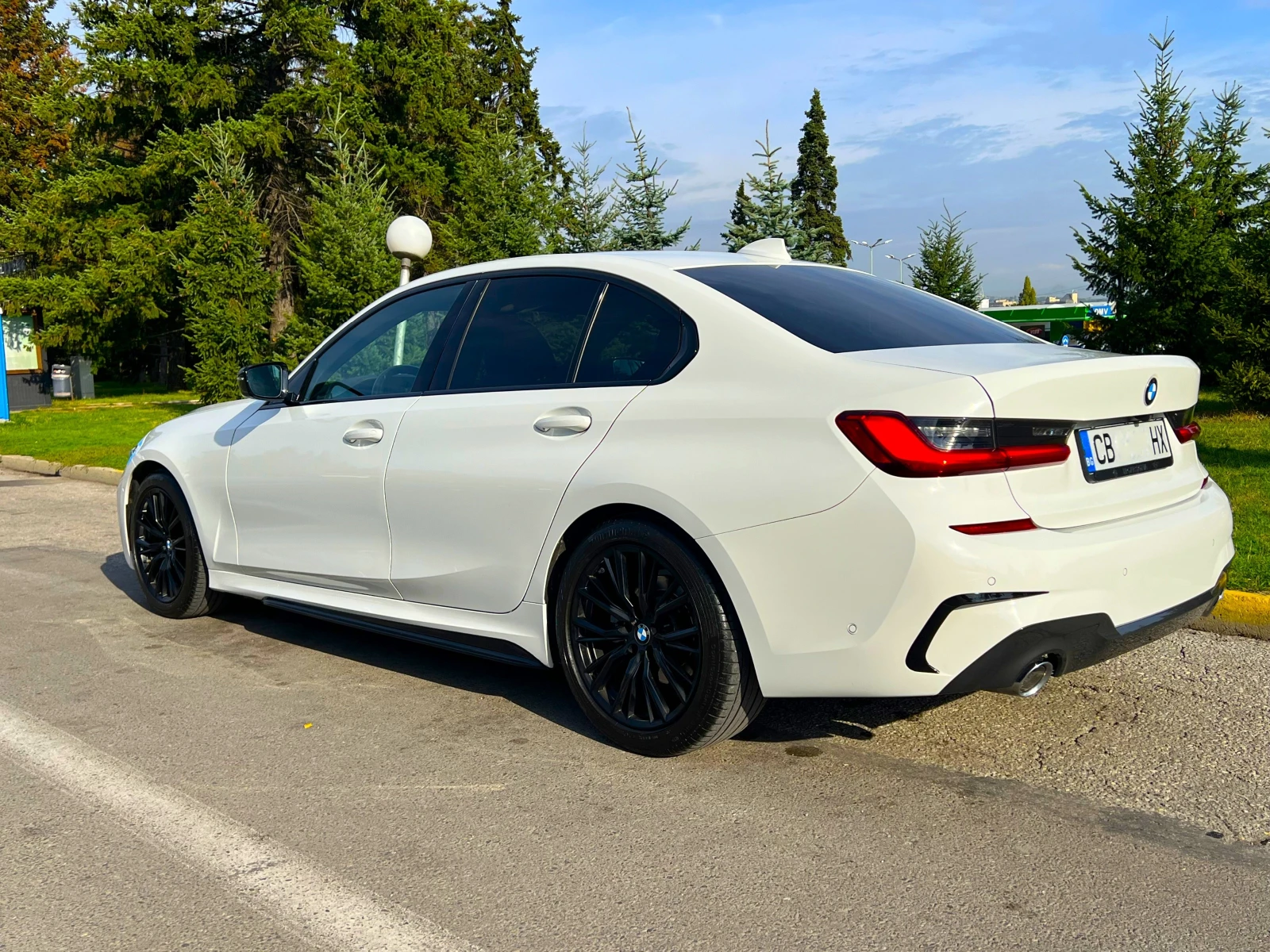 BMW 320 d xDRIVE M-SPORT CAMERA * ГАРАНЦИЯ*  - изображение 5