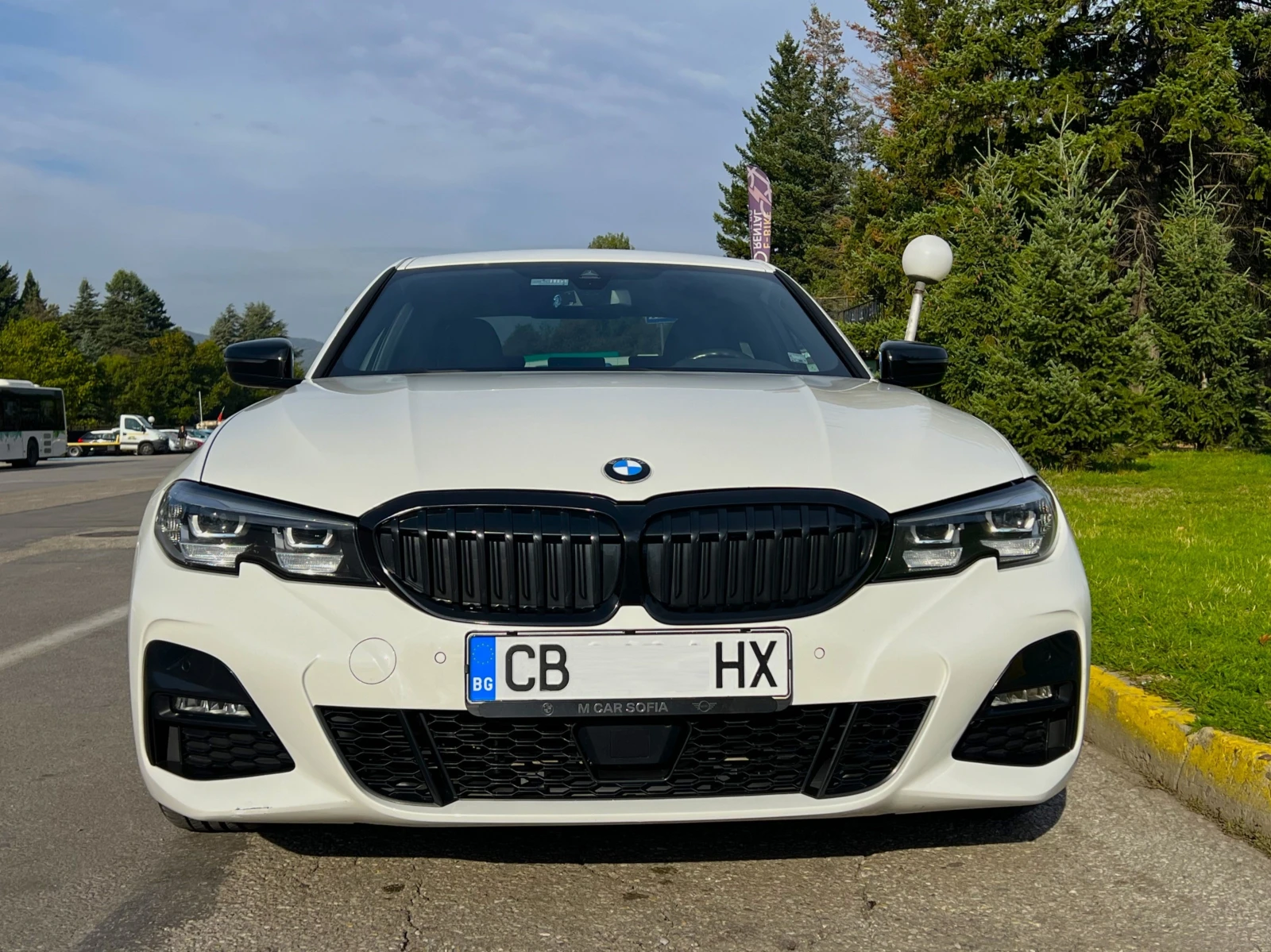 BMW 320 d xDRIVE M-SPORT CAMERA * ГАРАНЦИЯ*  - изображение 2