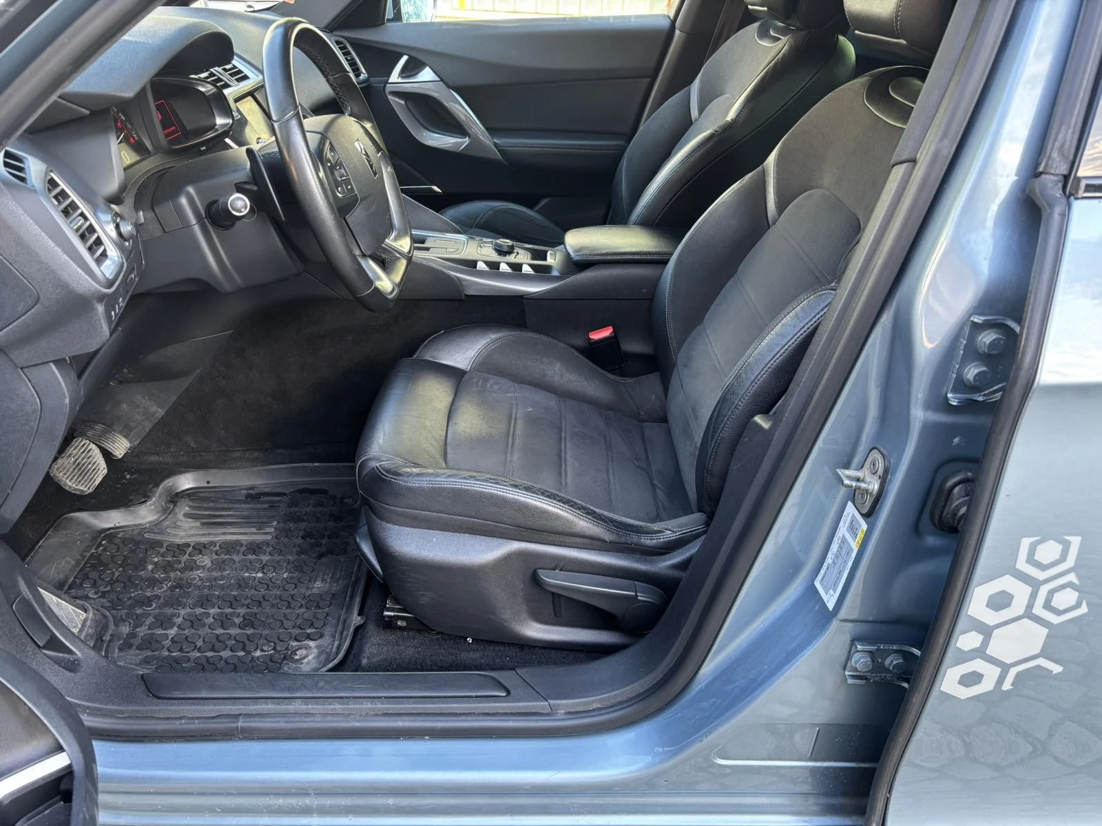 Citroen DS5 Automat 1.6hdi - изображение 8