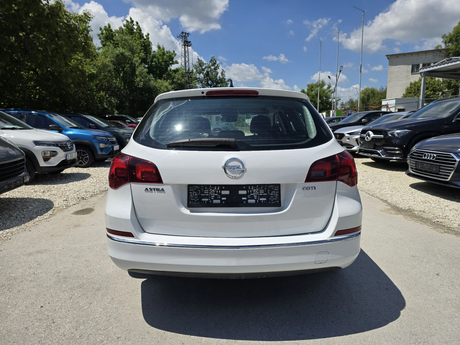 Opel Astra 1.6CDTI 110к.с  - изображение 6
