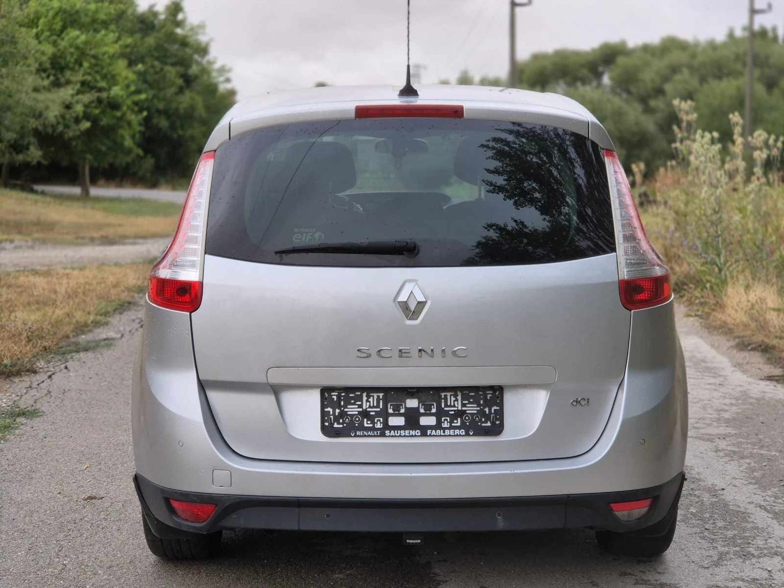 Renault Scenic * 1.5DCI* 7места*  - изображение 3