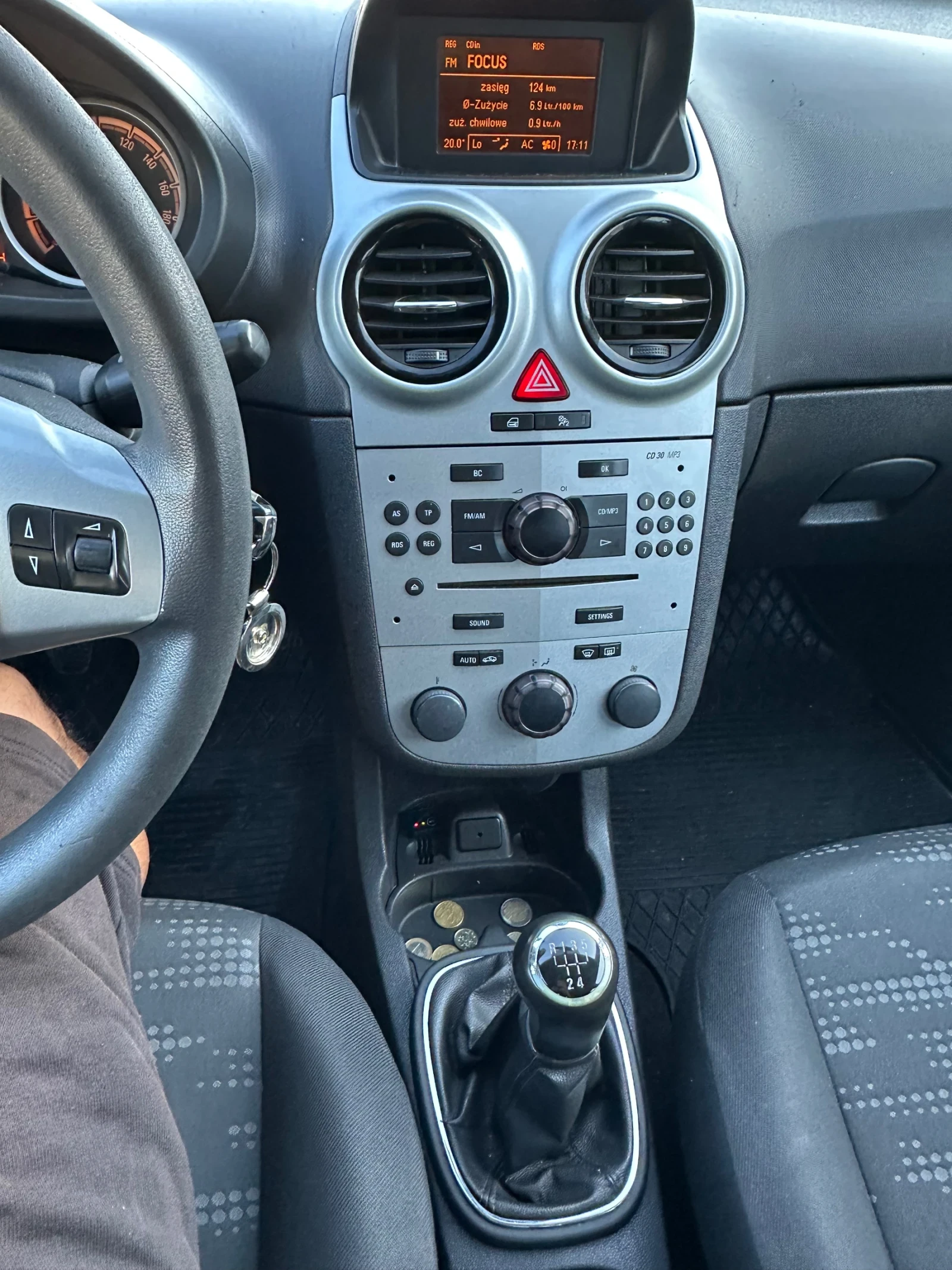 Opel Corsa 1.2 Газ Бензин | Mobile.bg — изображение 11