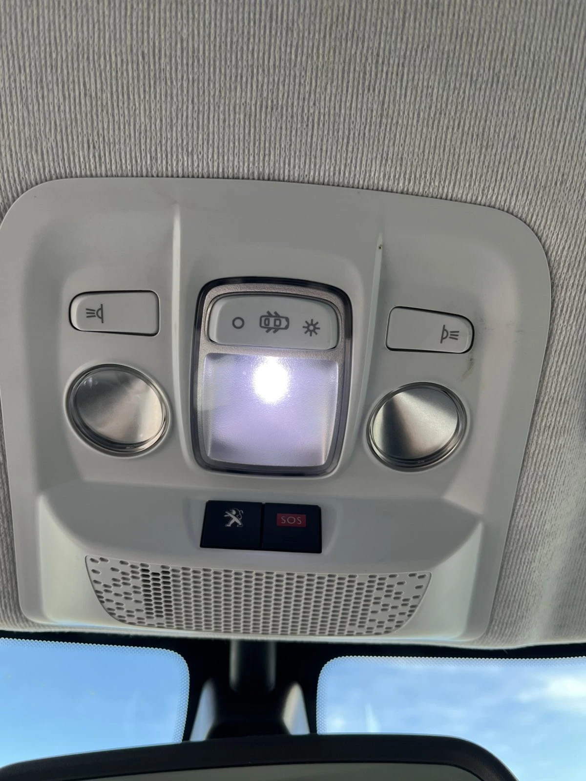 Peugeot 208 1.4 VTI  | Mobile.bg — изображение 12