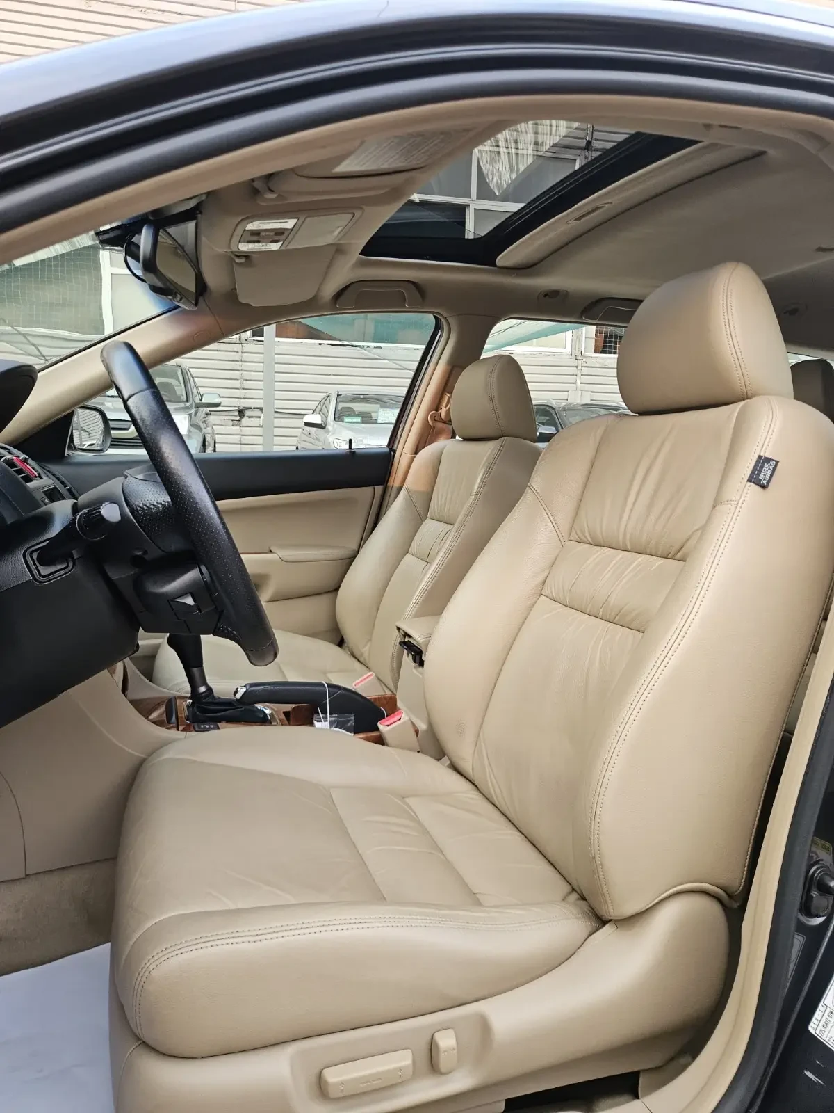 Honda Accord 2.4i-VTEC Distronic NAVI Tourer | Mobile.bg   10