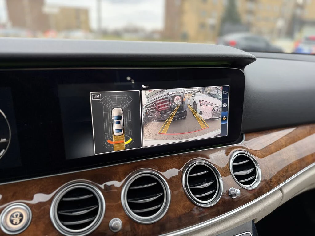 Mercedes-Benz E 350 AMG* BURMESTER* DIGITAL* PANO* AMBIENT* LANE* B.SP | Mobile.bg � ����������� 12