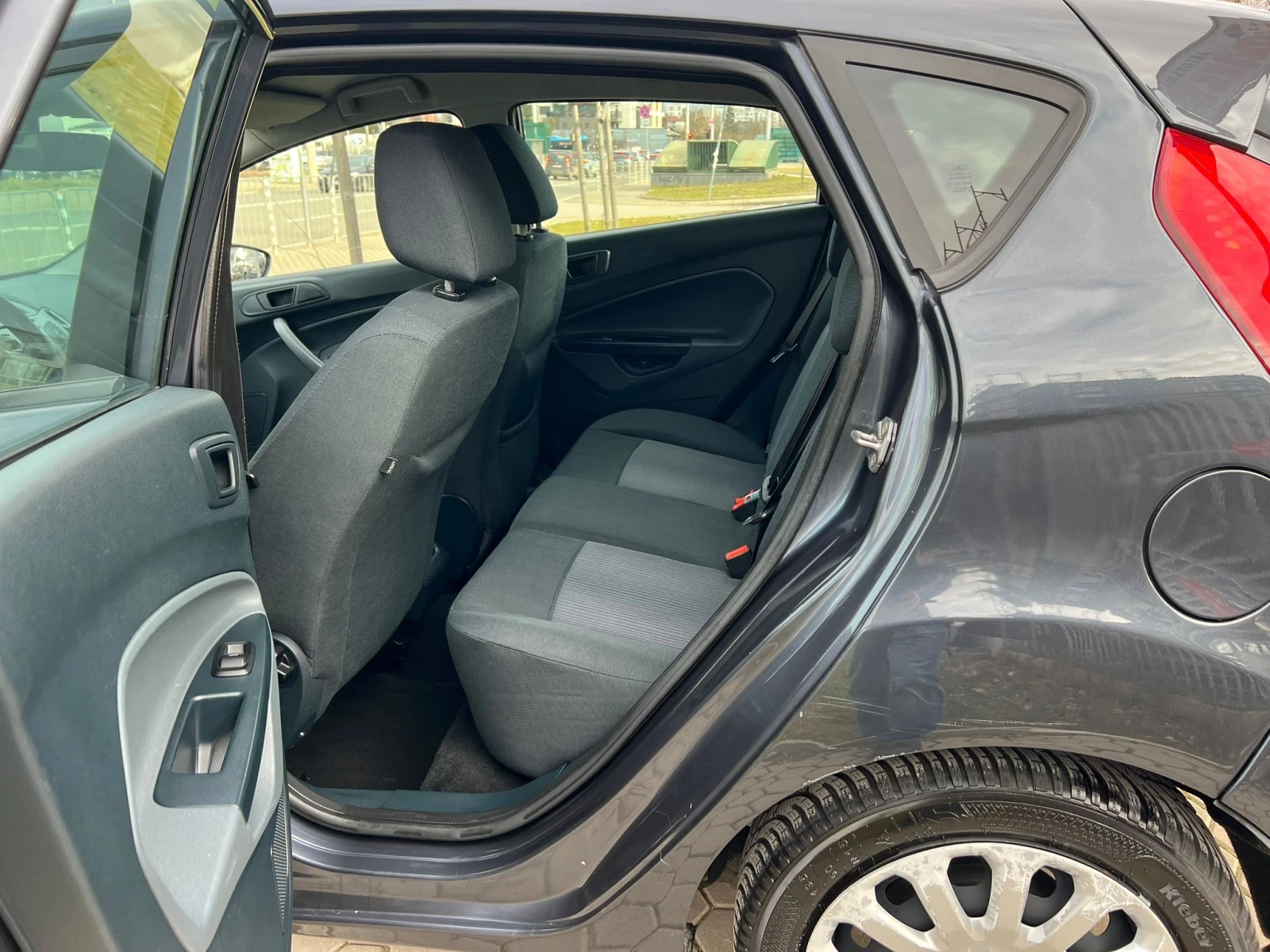 Ford Fiesta 1.2i | Mobile.bg � ����������� 11