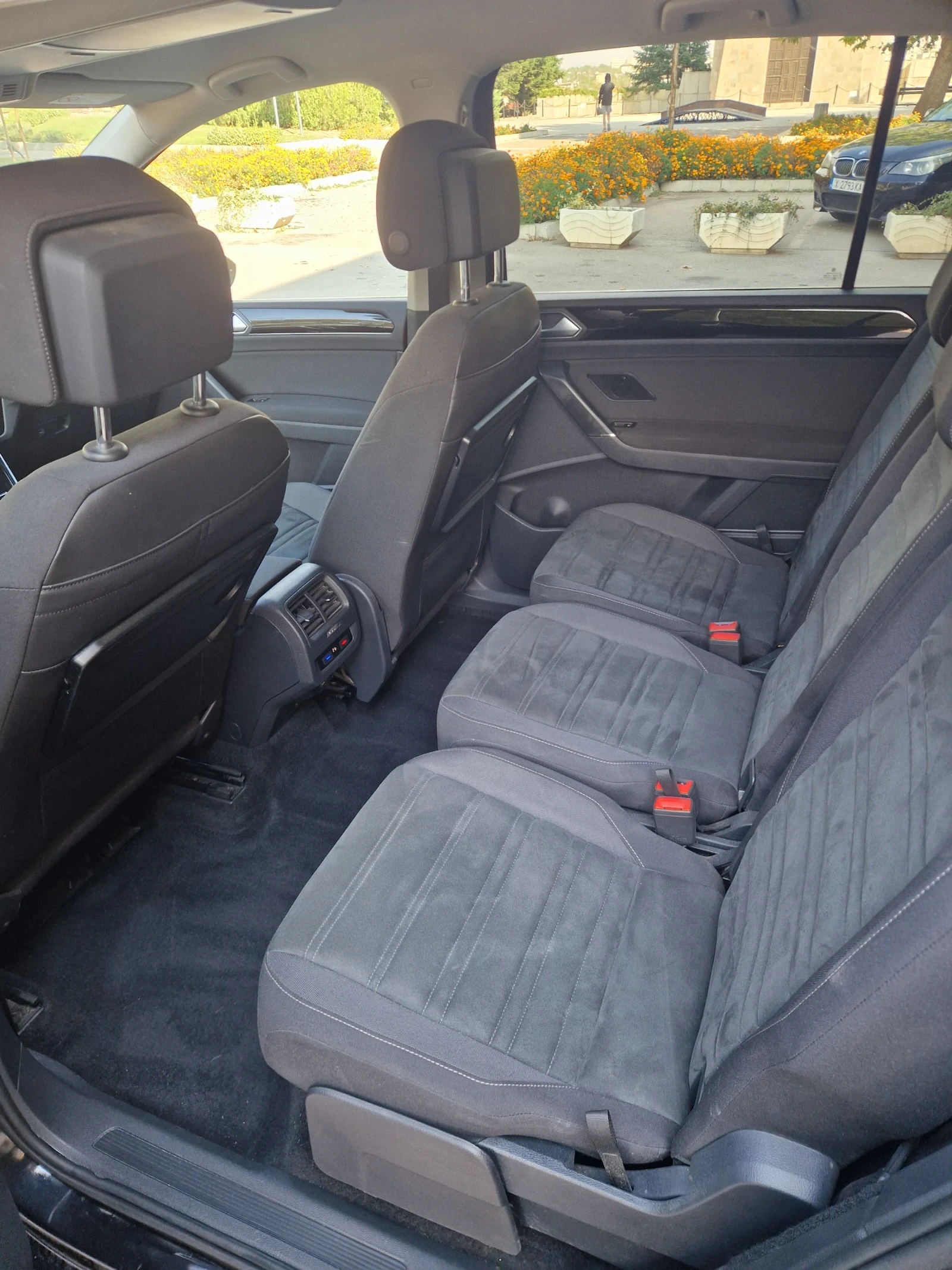 VW Touran 2.0 TDI - изображение 10