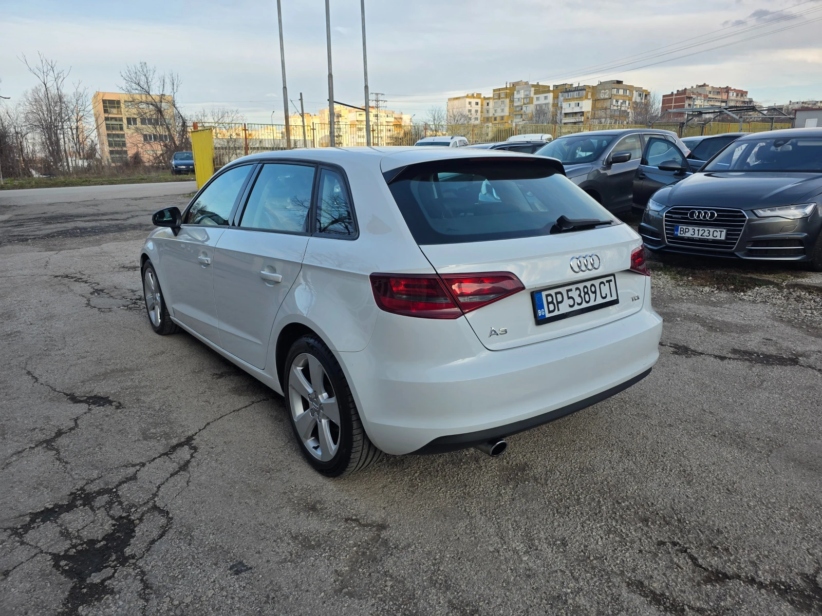 Audi A3 1.6TDI ITALY NAVI EURO6 - изображение 7