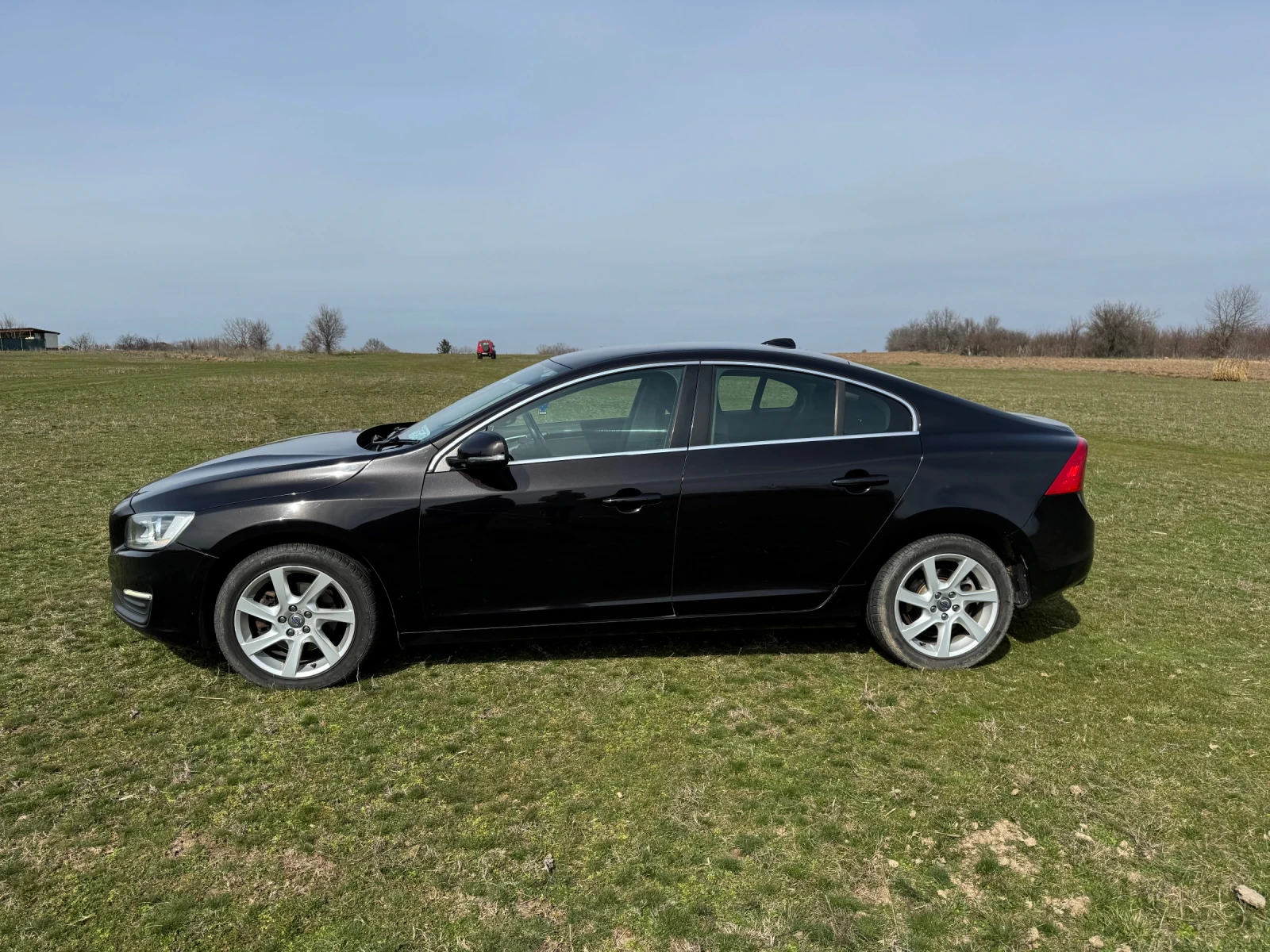 Volvo S60 D4 Bi-turbo 181, снимка 7 - Автомобили и джипове - 53976891