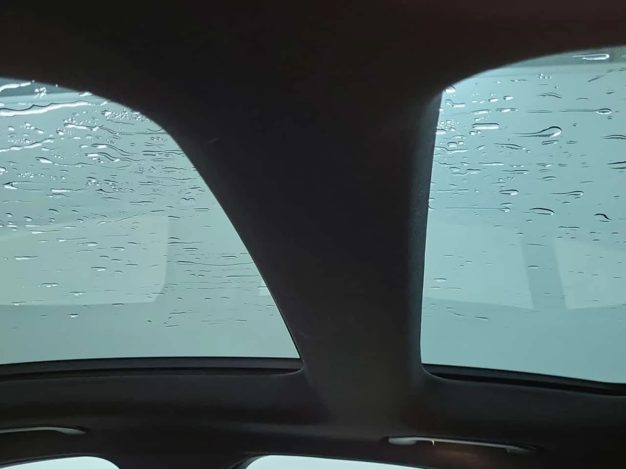 Mercedes-Benz C 300 АМГ ПАКЕТ/CARFAX/Подгрев/Пано/Памет, снимка 13 - Автомобили и джипове - 54001014