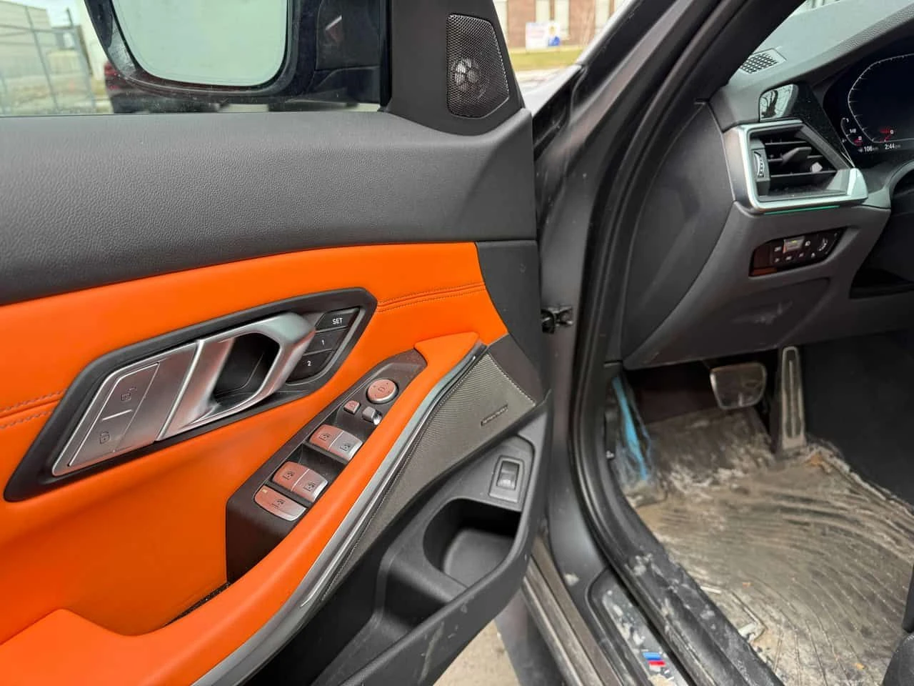 BMW M3 Competition M xDrive| CARBON| BUCKET| ЛАЗЕРИ| H/K, снимка 11 - Автомобили и джипове - 54017055