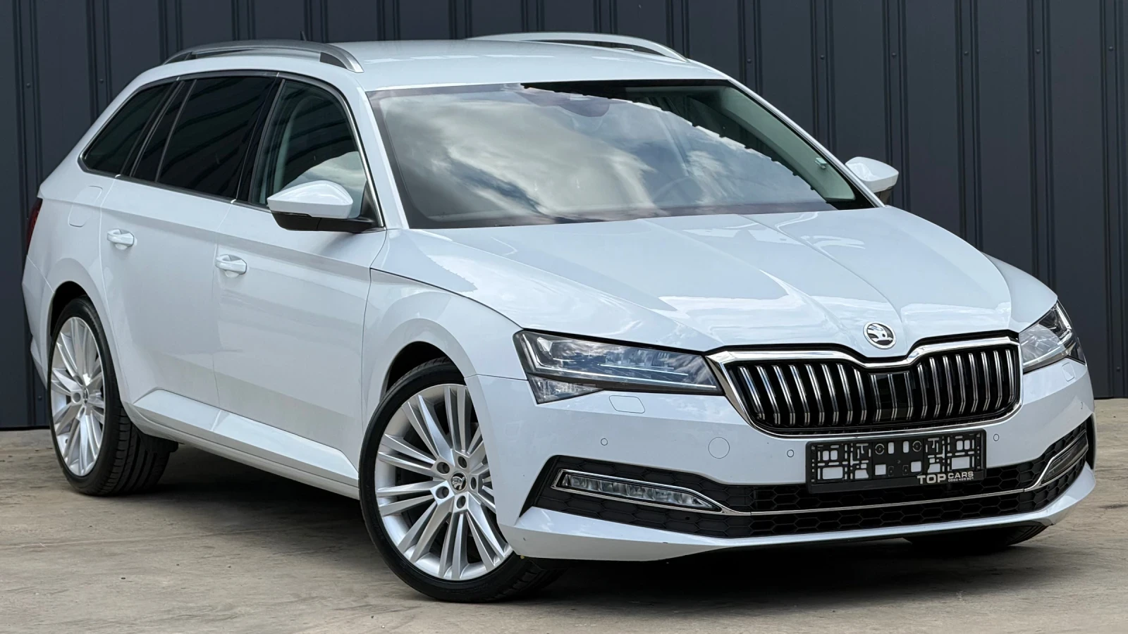Skoda Superb DIGITAL DSG FULL, снимка 3 - Автомобили и джипове - 54316823