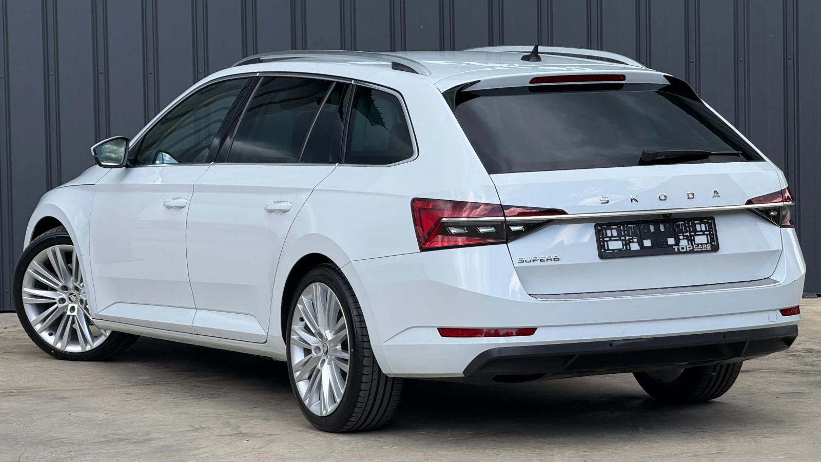 Skoda Superb DIGITAL DSG FULL, снимка 4 - Автомобили и джипове - 54316823
