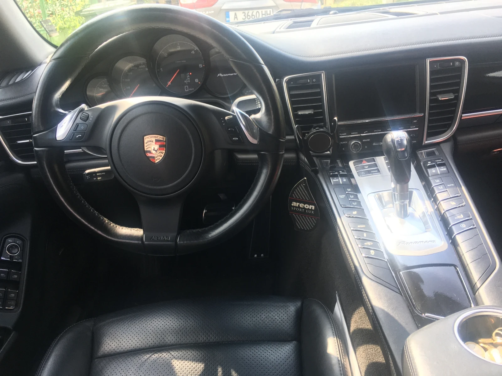 Porsche Panamera 3.0 diesel, снимка 6 - Автомобили и джипове - 54381714