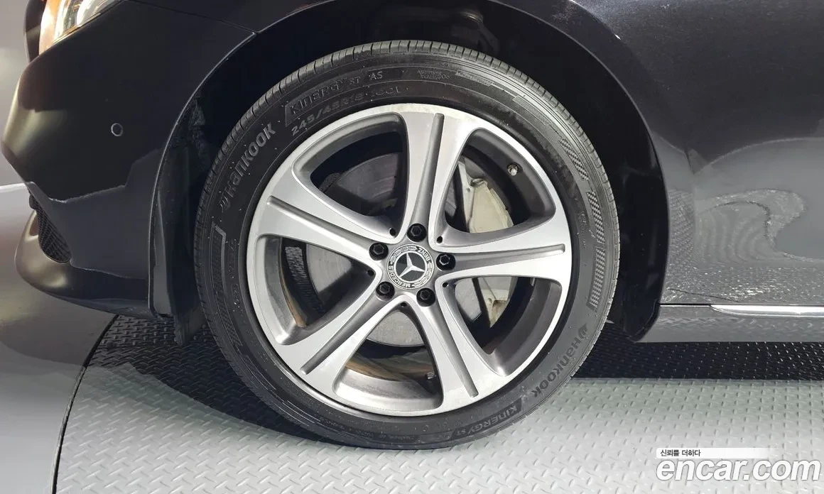 Mercedes-Benz E 300 AMG PKG| 9G-TRONIC| ПОДГРЕВ| КРАЙНА ЦЕНА, снимка 11 - Автомобили и джипове - 54870395