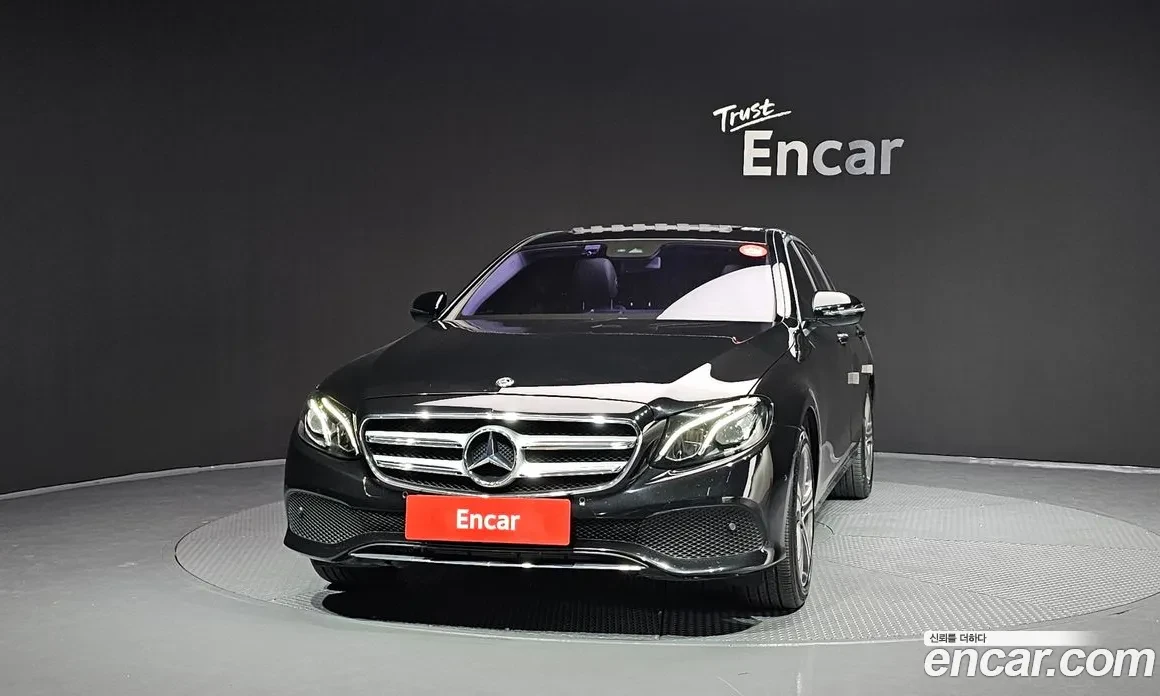 Mercedes-Benz E 300 AMG PKG| 9G-TRONIC| ПОДГРЕВ| КРАЙНА ЦЕНА, снимка 3 - Автомобили и джипове - 54870395