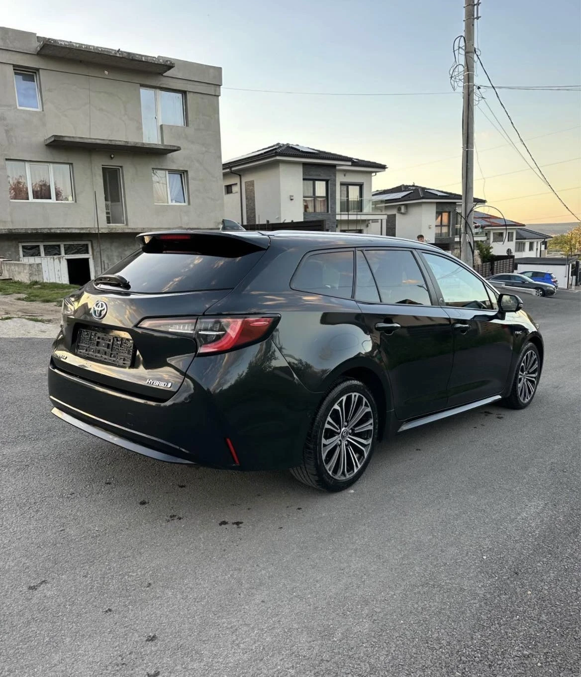 Toyota Corolla COROLLA 1.8 HYBRID EXCLUSIVE 2021, снимка 2 - Автомобили и джипове - 55083541