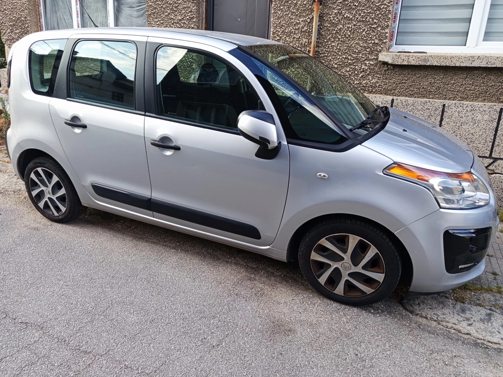 Citroen C3 Picasso 1.4, снимка 7 - Автомобили и джипове - 55066566