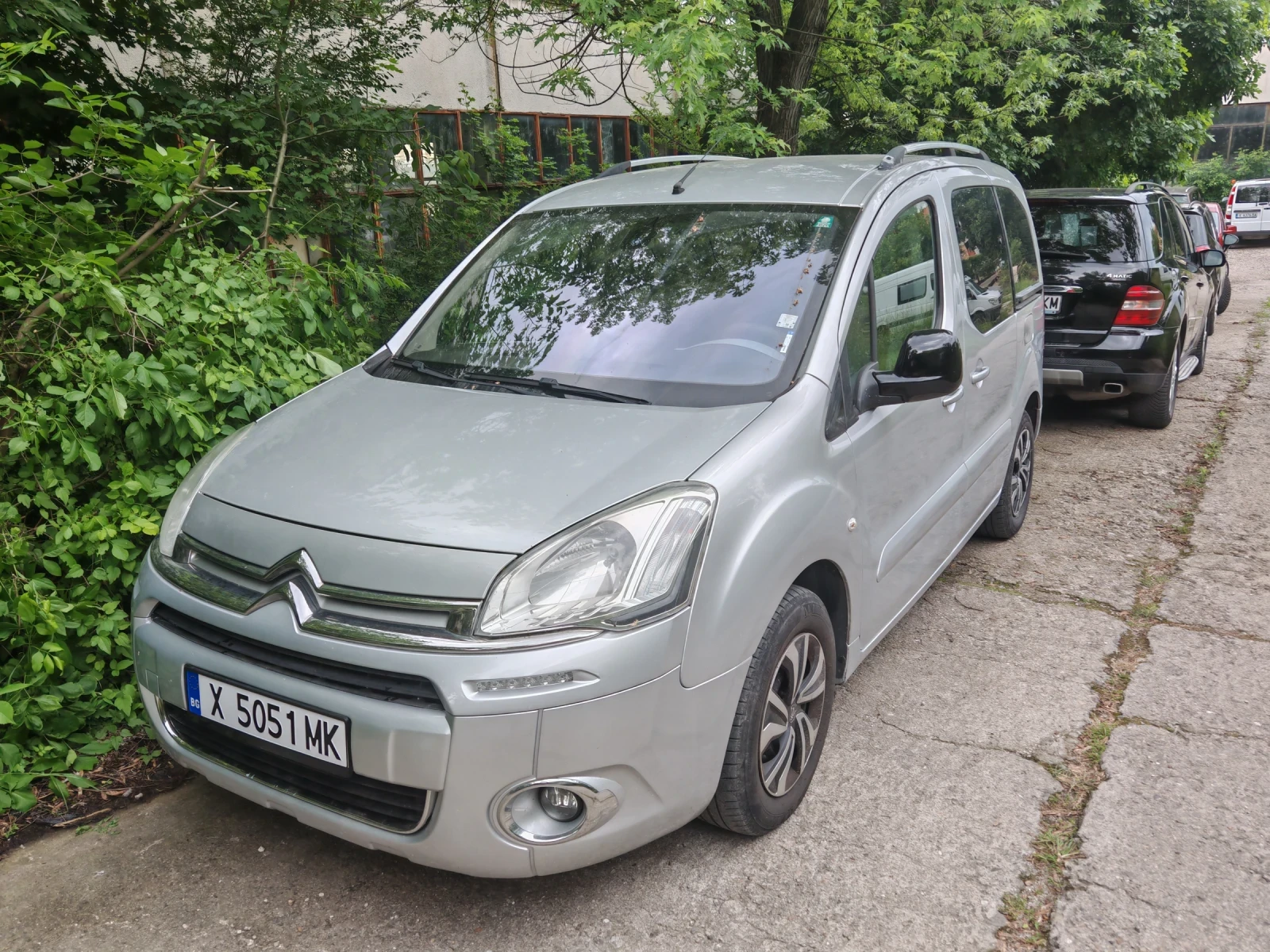 Citroen Berlingo 1.6HDI Style, снимка 3 - Автомобили и джипове - 55136642