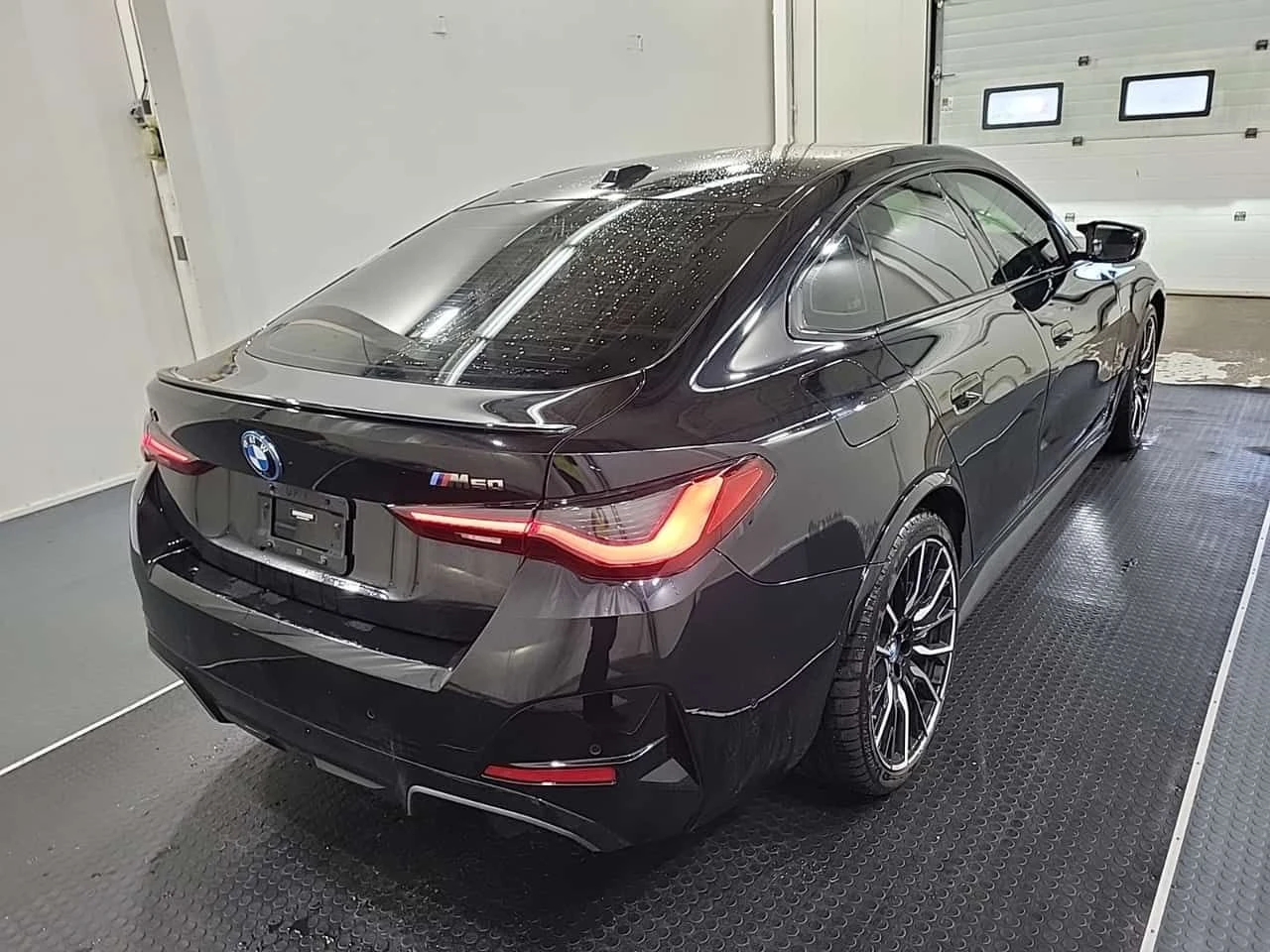BMW i4 M50 * CARFAX * ��� ������������ ������ | Mobile.bg � ����������� 3