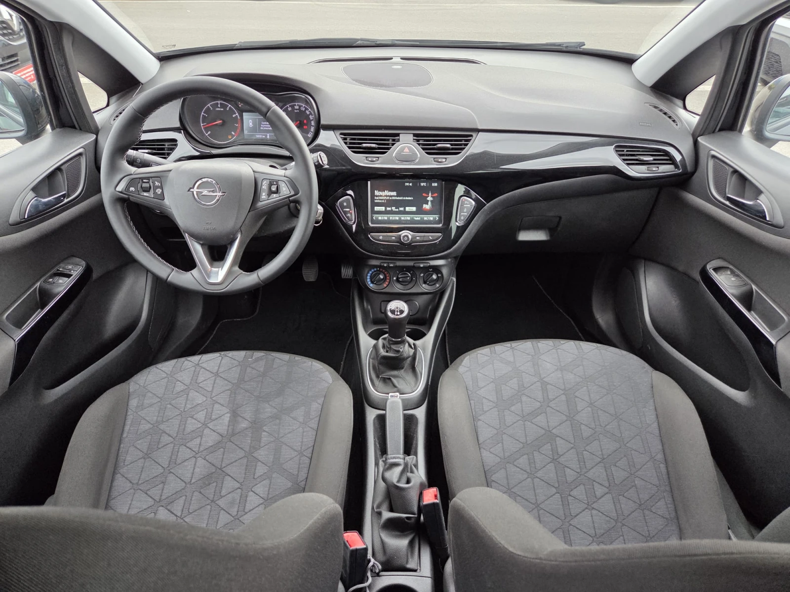 Opel Corsa 1.4 GPL, снимка 8 - Автомобили и джипове - 55409167