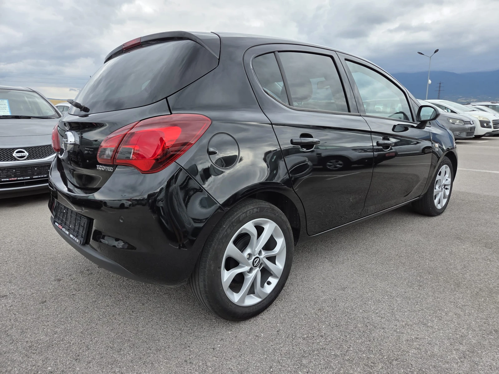 Opel Corsa 1.4 GPL, снимка 4 - Автомобили и джипове - 55409167