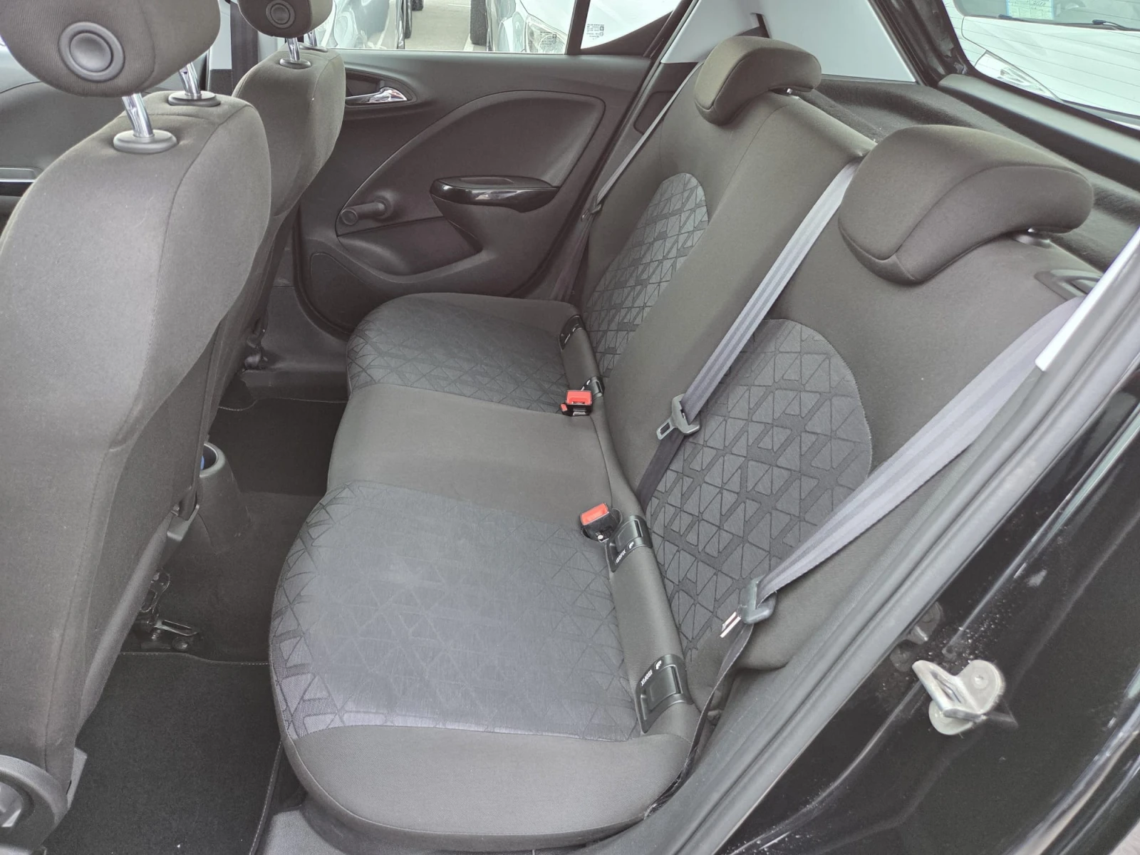 Opel Corsa 1.4 GPL, снимка 10 - Автомобили и джипове - 55409167