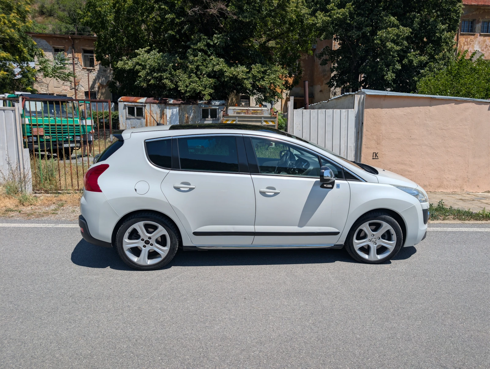 Peugeot 3008 HYbrid4 2.0 HDi 4x4 | Mobile.bg � ����������� 7