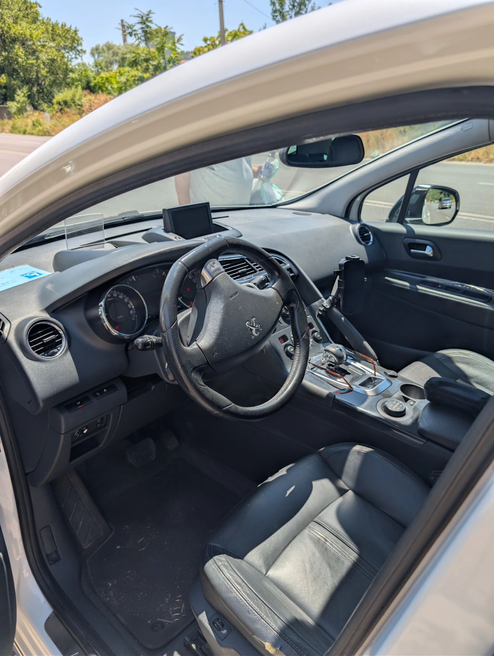 Peugeot 3008 HYbrid4 2.0 HDi 4x4 | Mobile.bg � ����������� 15