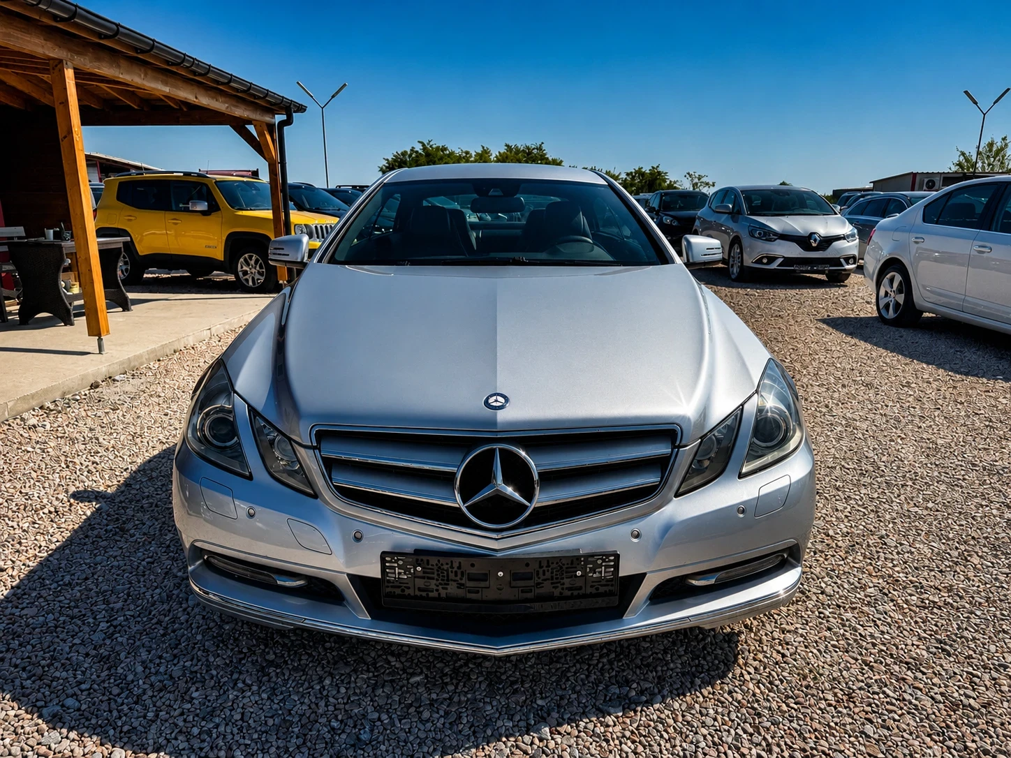 Mercedes-Benz E 250 * Coupe* Automat* Кожа* Навигация* , снимка 5 - Автомобили и джипове - 55650385