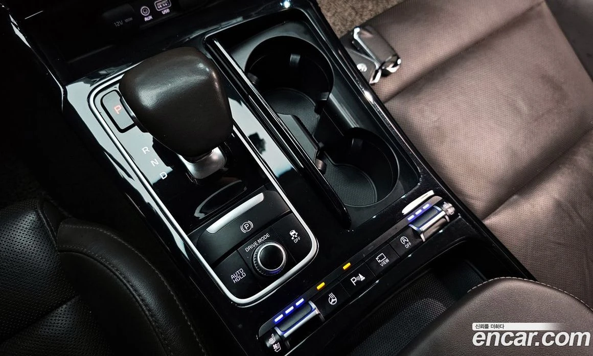 Kia Stinger 2.0 Turbo 2WD Platinum, снимка 9 - Автомобили и джипове - 55676730