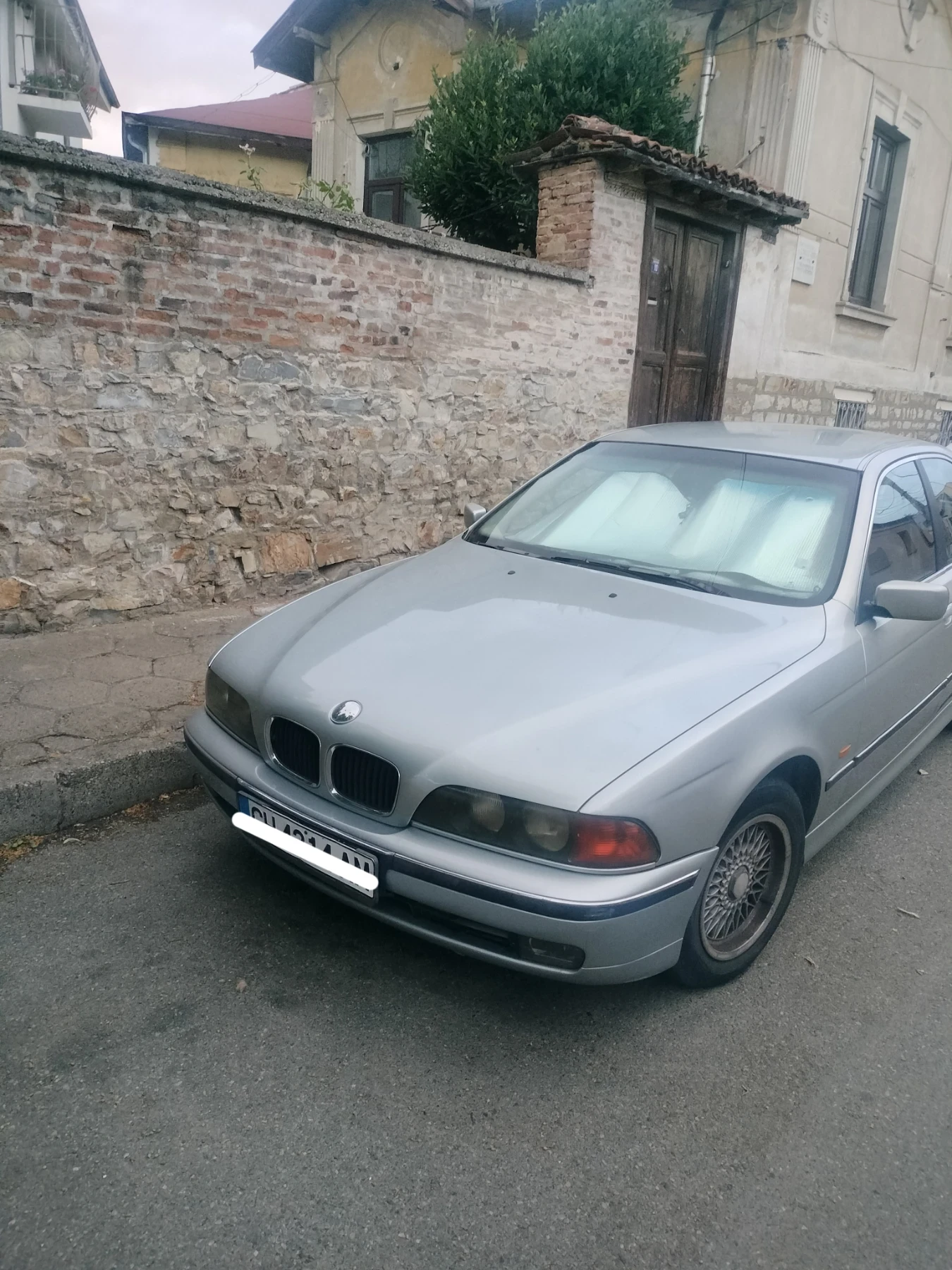 BMW 520, снимка 3 - Автомобили и джипове - 55681732