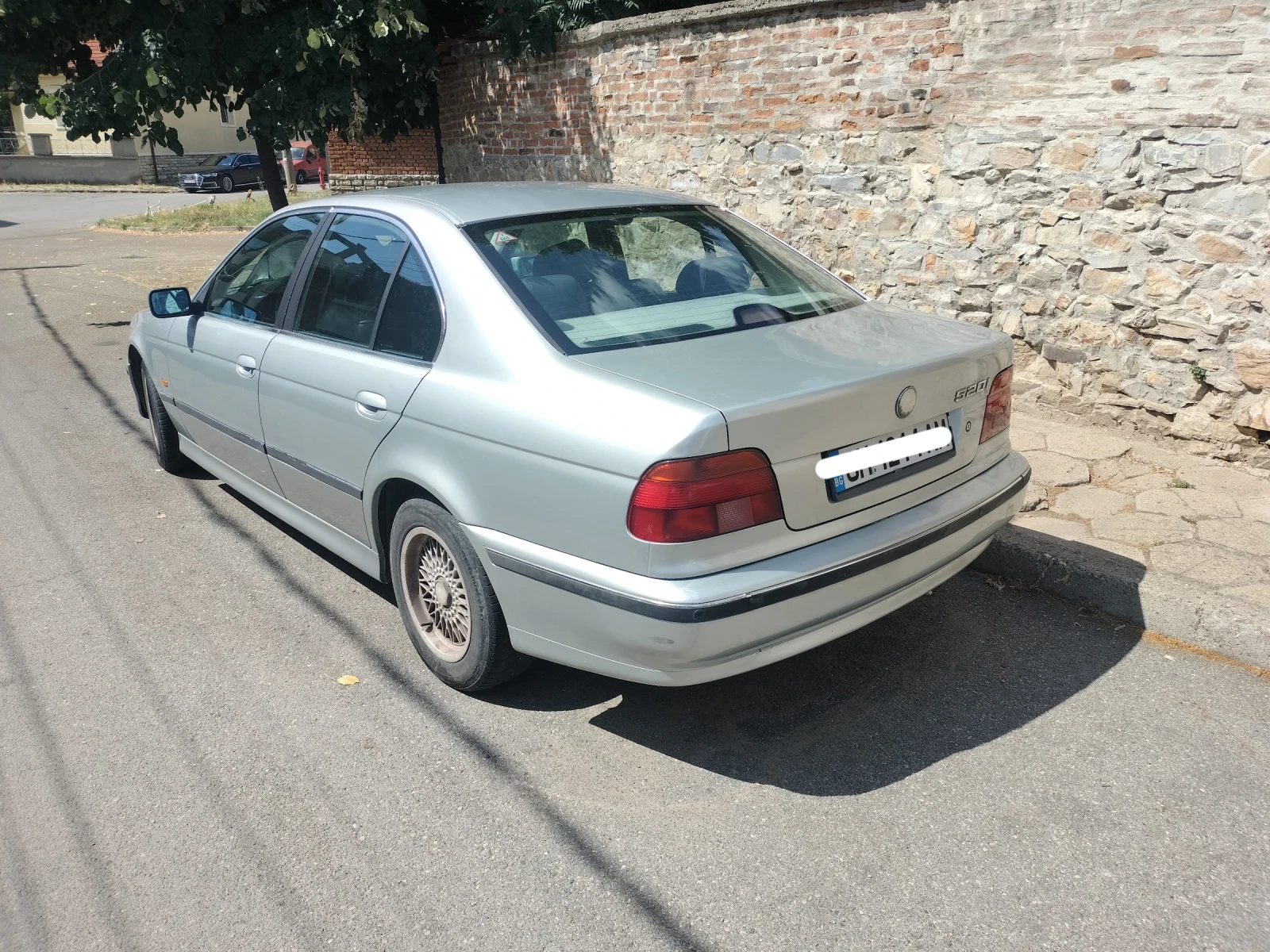BMW 520, снимка 5 - Автомобили и джипове - 55681732