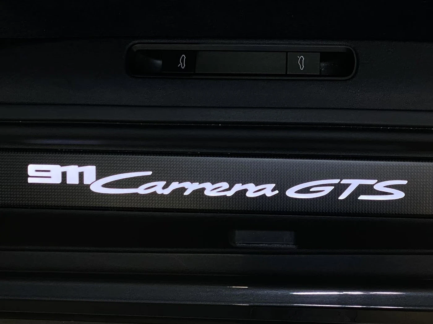 Porsche 911 992/541HP/CARRERA GTS/BOSE/360/ОЛЕКОТЕНА/LIFT/837z, снимка 16 - Автомобили и джипове - 55801351