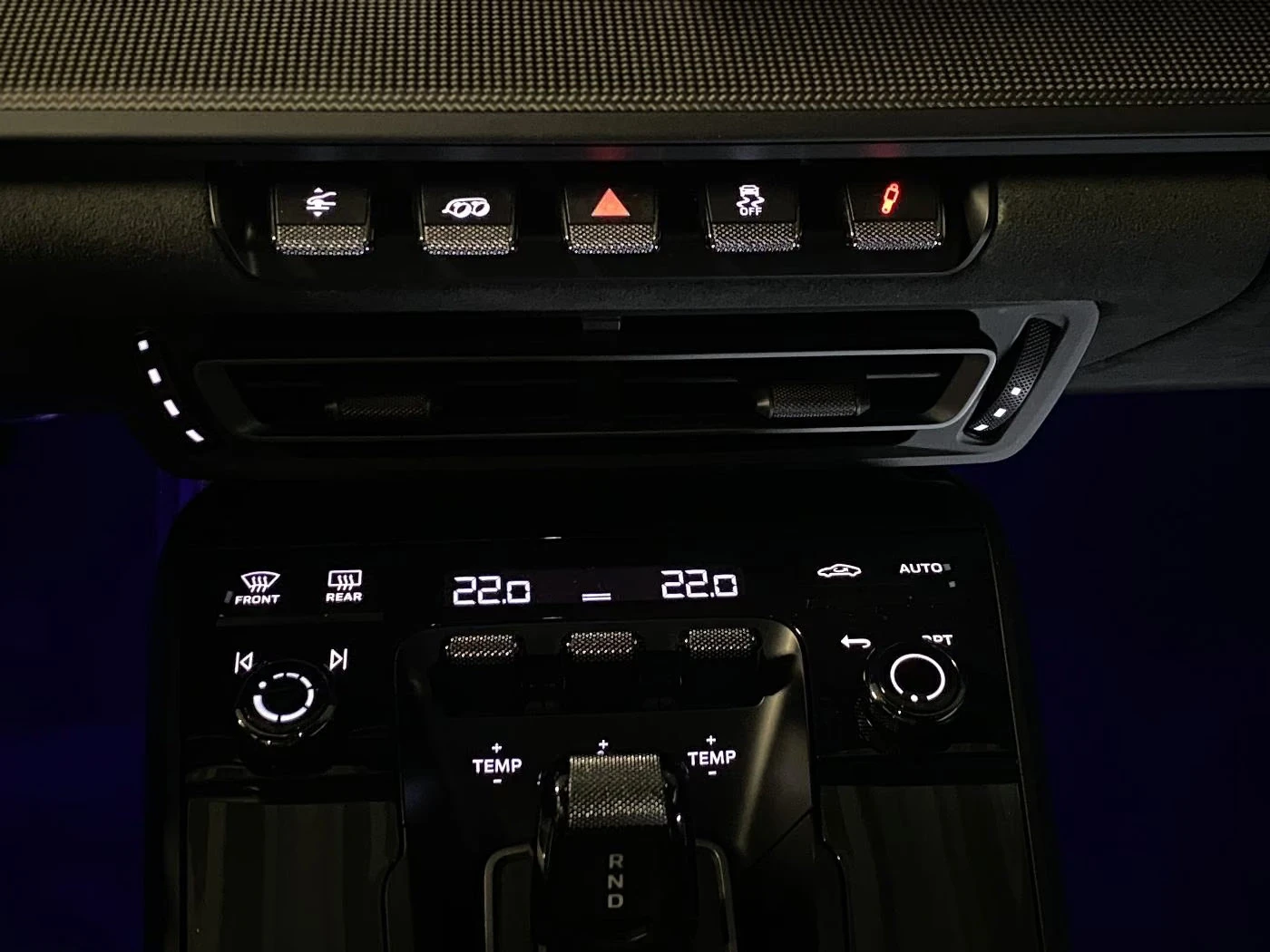 Porsche 911 992/541HP/CARRERA GTS/BOSE/360/ОЛЕКОТЕНА/LIFT/837z, снимка 13 - Автомобили и джипове - 55801351
