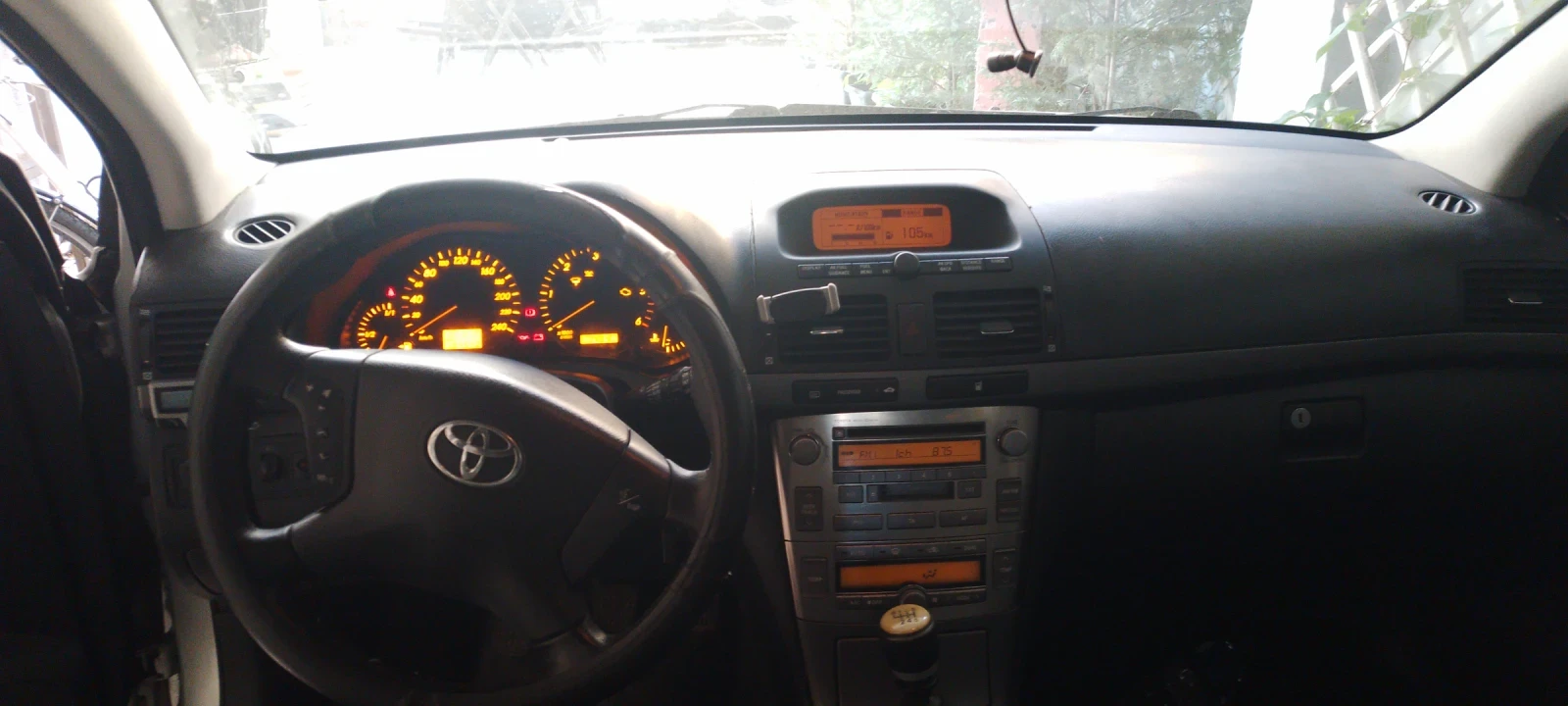 Toyota Avensis Комби, снимка 7 - Автомобили и джипове - 56014466