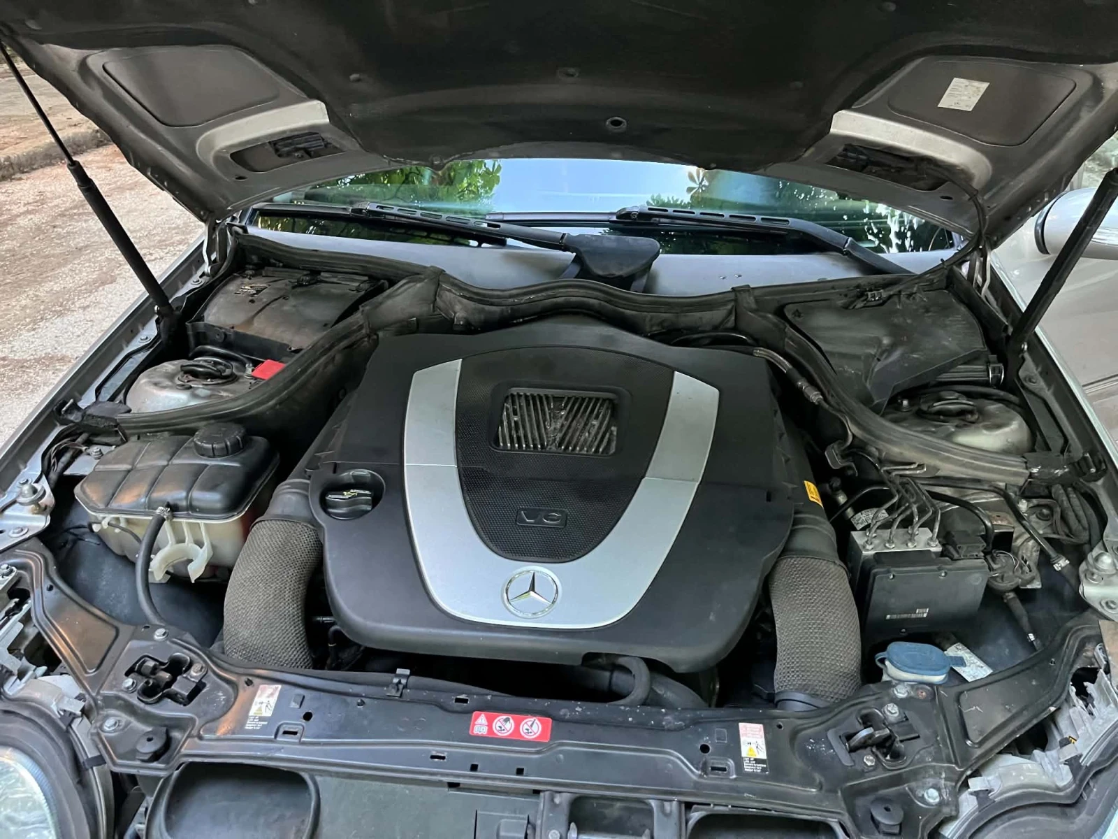 Mercedes-Benz C 230 2.3i 204 кс 2006 автомат 7G tronic, снимка 11 - Автомобили и джипове - 56042683