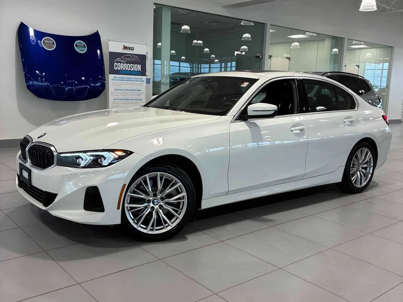 BMW 330 * 330i xDrive * CARFAX * ����� �� ����������� | Mobile.bg � ����������� 2