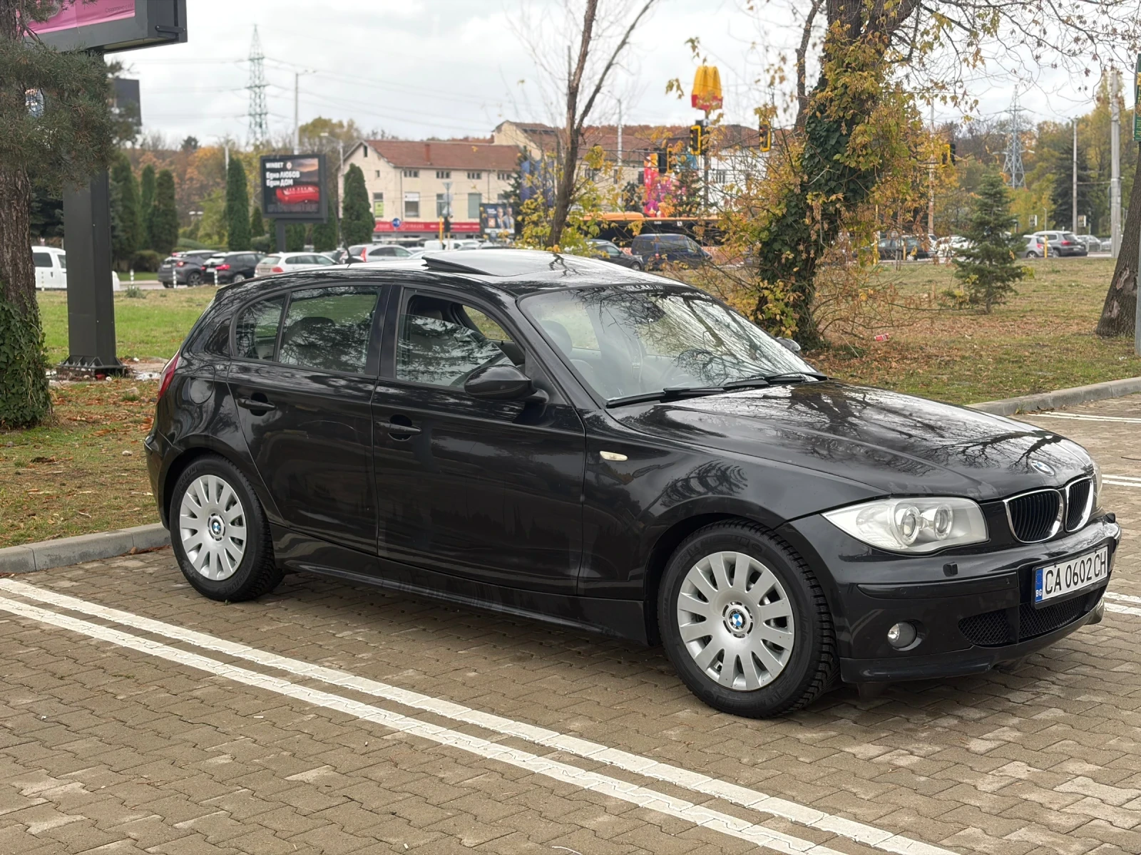 BMW 118 Hi-fi Recaro Light Package, снимка 3 - Автомобили и джипове - 56747301