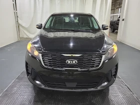 Kia Sorento * AWD * АВТОКРЕДИТ * ГЛАВНО ПРЕДСТАВИТЕЛСТВО, снимка 2