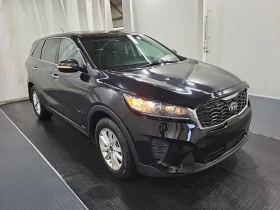 Kia Sorento * AWD * АВТОКРЕДИТ * ГЛАВНО ПРЕДСТАВИТЕЛСТВО, снимка 4