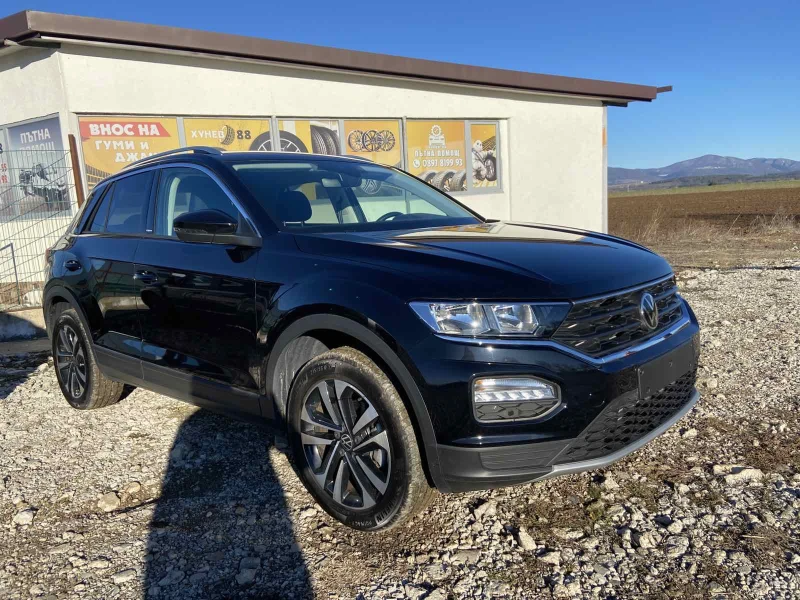 VW T-Roc, снимка 3 - Автомобили и джипове - 48748790