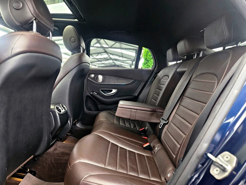 Mercedes-Benz GLC 250 COUPE/AMG LINE/BURMESTER/360КАМЕРА/HEAD UP/ПОДГРЕВ, снимка 16 - Автомобили и джипове - 51510992