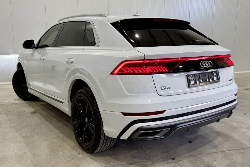 Audi Q8 55 TFSI Technik S LINE, снимка 3 - Автомобили и джипове - 51892930