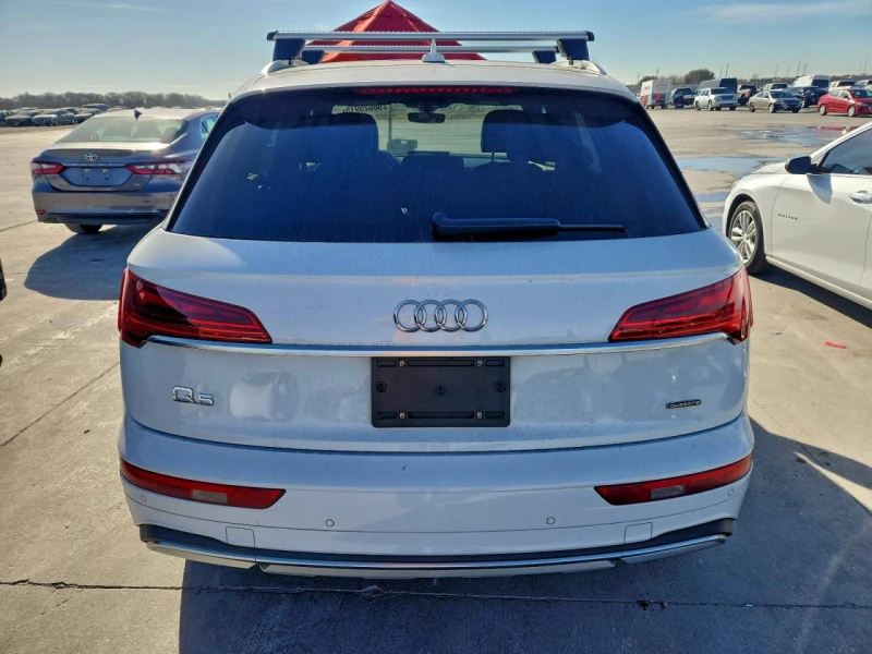 Audi Q5 PREMIUM* Подгреви* Дистроник* Клип на мотора, снимка 6 - Автомобили и джипове - 53271099